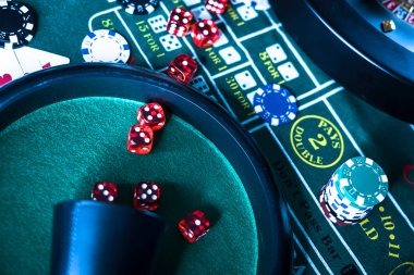 one-hundred-forty-three live-dealer blackjack table with real dealer and multilingual chat
